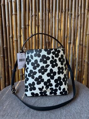 Kate Spade New York Darcy Small Bucket Bag